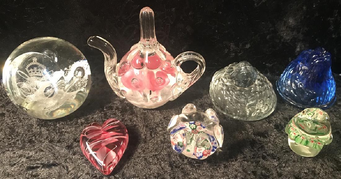 7 Art Glass Paperweights (1 of 13)