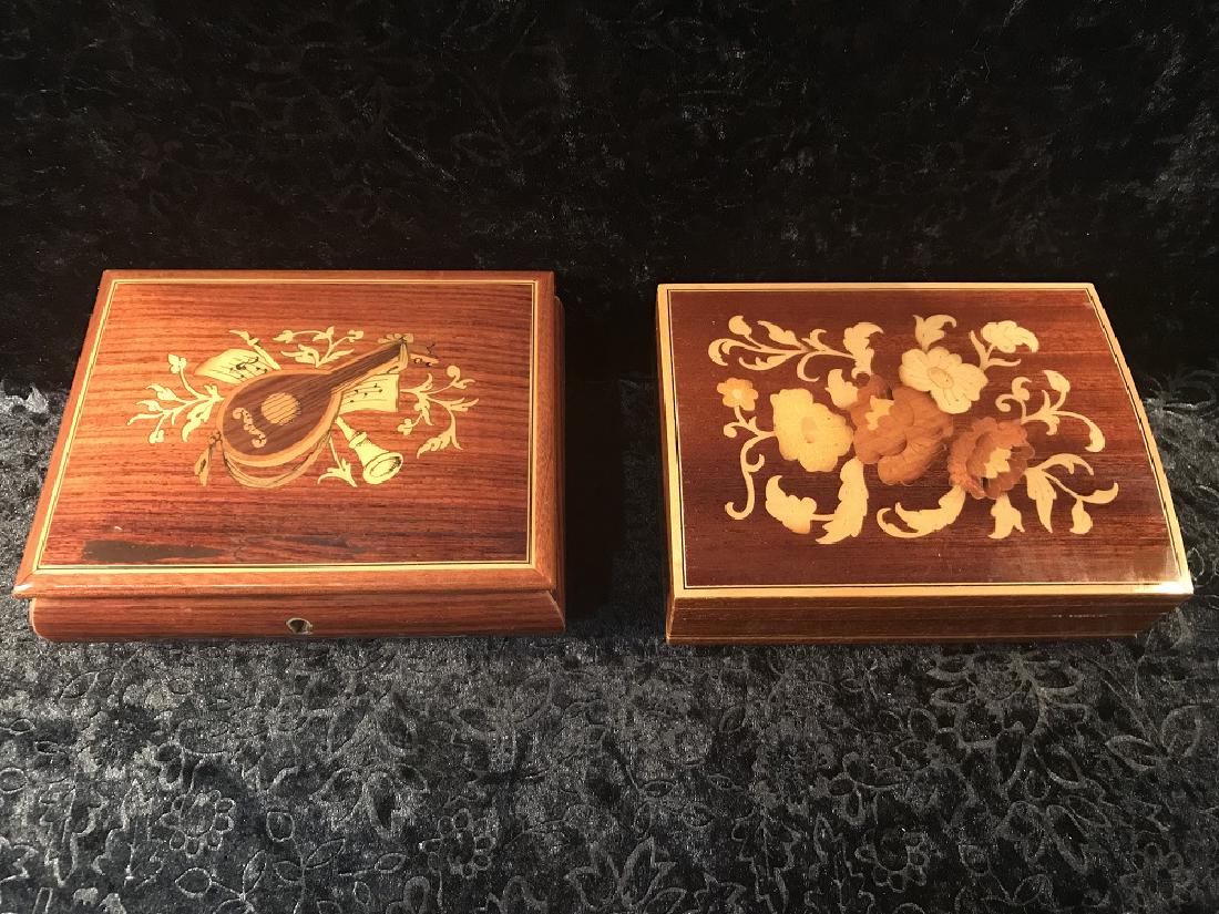 2 Sorrento Marquetry Inlaid Music Boxes (1 of 4)