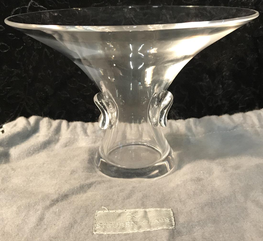 A Steuben Crystal Vase (1 of 7)