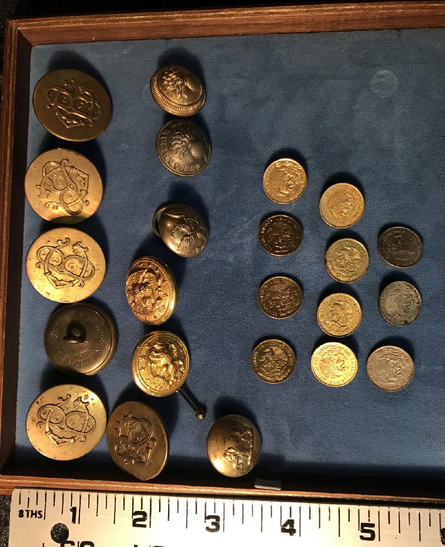 Lot of Military Buttons (1 of 7)