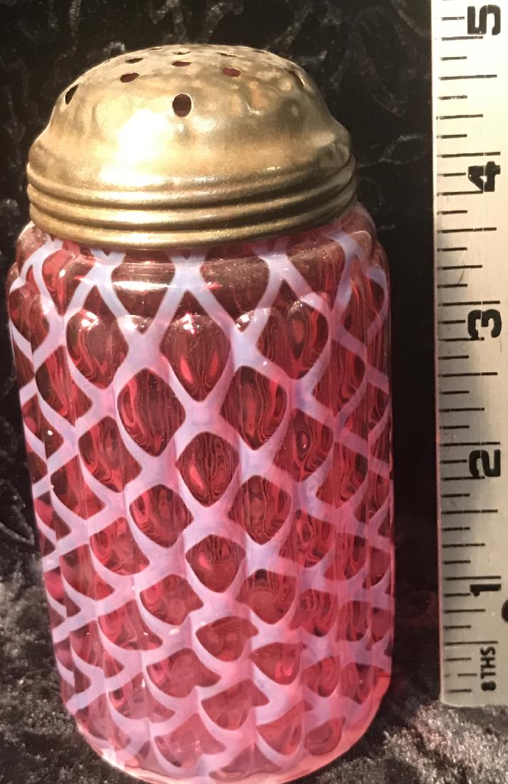 Ribbed Lattice Cranberry Opalescent Sugar Shaker (1 of 6)