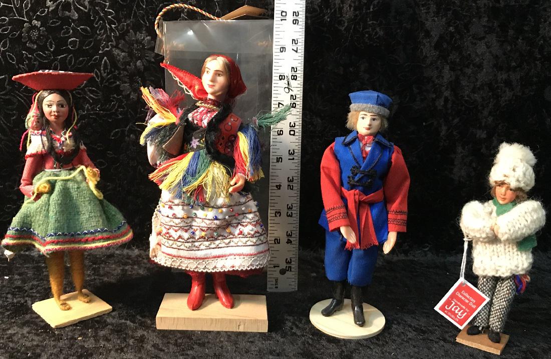 4 Character Dolls (1 of 9)