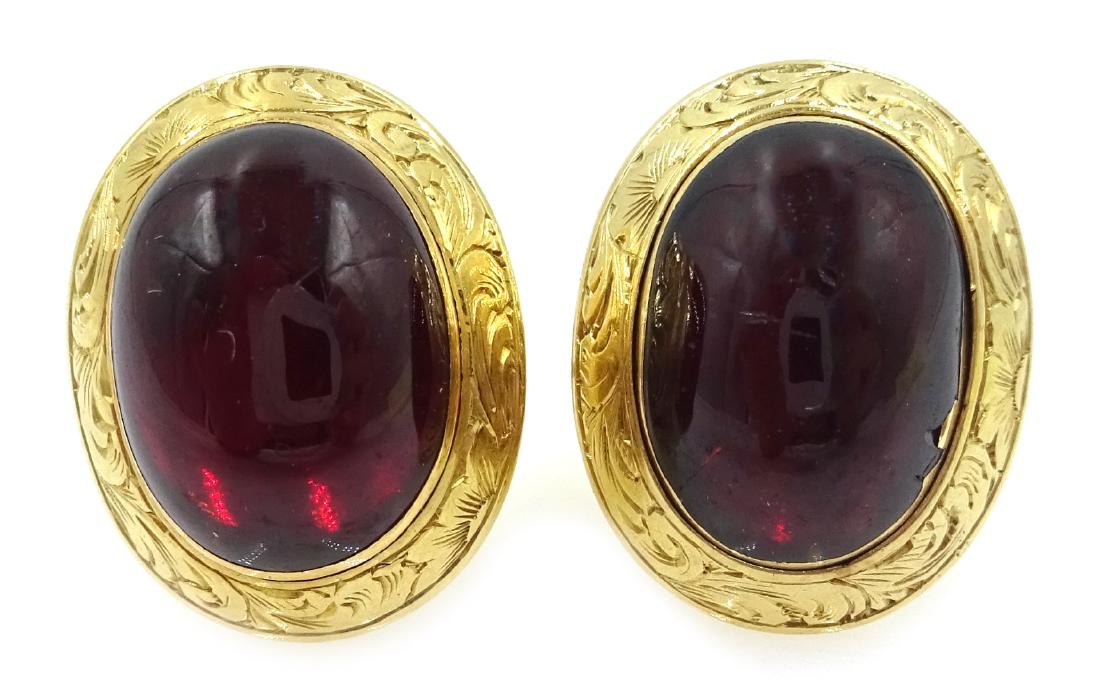Pair of 18ct gold cabochon garnet stud ear-rings (1 of 4)
