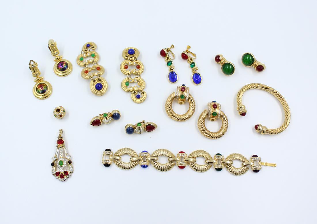 Lot: Vintage Rhinestone Costume Jewelry (1 of 4)