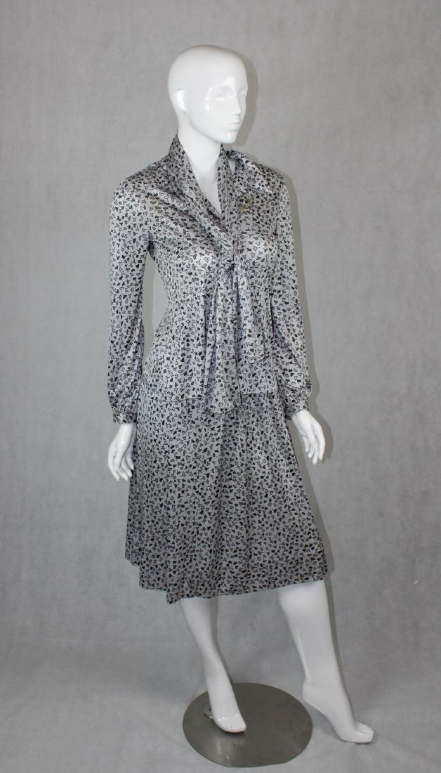 Vintage Halston 3 Piece Skirt, Blouse and Scarf: Size 10 Button Front