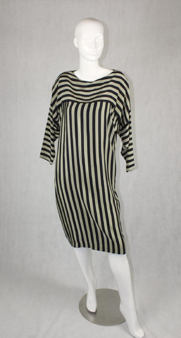 Vintage Oleg Cassini Shift Dress: Size 8, Pocketed, Striped