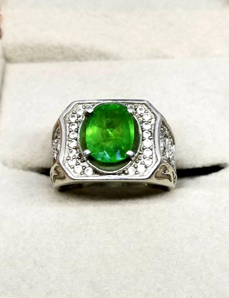 Sterling Silver Demontoid Garnet - Men's Ring: Sterling Silver Natural Demontoid Garnet with Zircons - Men's Ring: Worldwide: Flat-rate of $18.00 to anywhere. shipping rates are determined by Parcel weight and destination. Combined shipping: Pleas