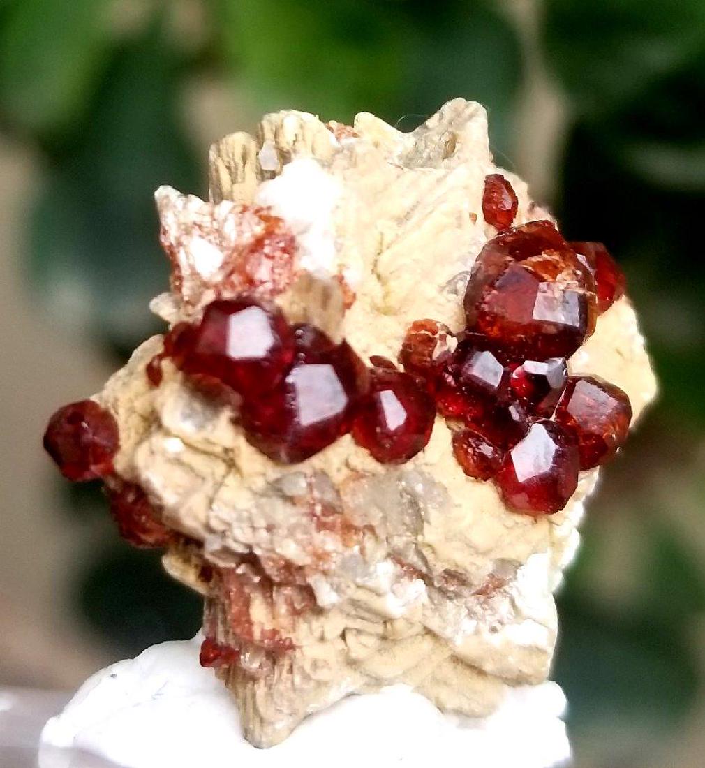 23.5 Cts Hessonite Garnet With Mica: 23.5 Carats Supreme Quality Hessonite Garnet Combined With Mica: Flat-rate of $23.00 to anywhere. shipping rates are determined by Parcel weight and destination. Combined shipping: Please ask about co