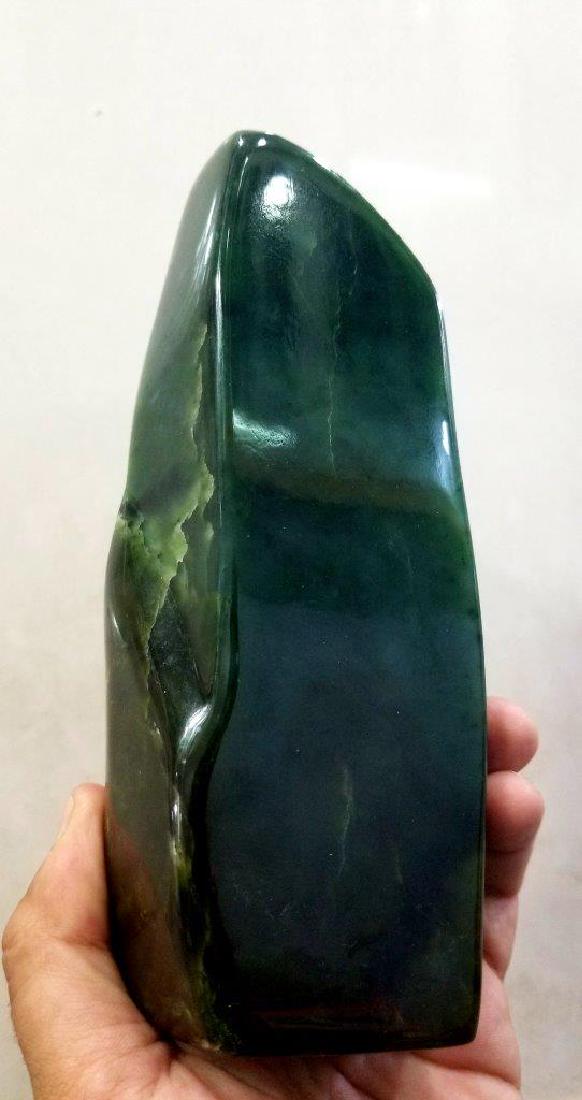 800 GRAMS NATURAL DEEP GREEN NEPHRITE MINERAL: 800 GRAMS SUPREME QUALITY NATURAL DEEP GREEN NEPHRITE MINERAL: Flat-rate of $40.00 to anywhere. shipping rates are determined by Parcel weight and destination. Combined shipping: Please ask about comb
