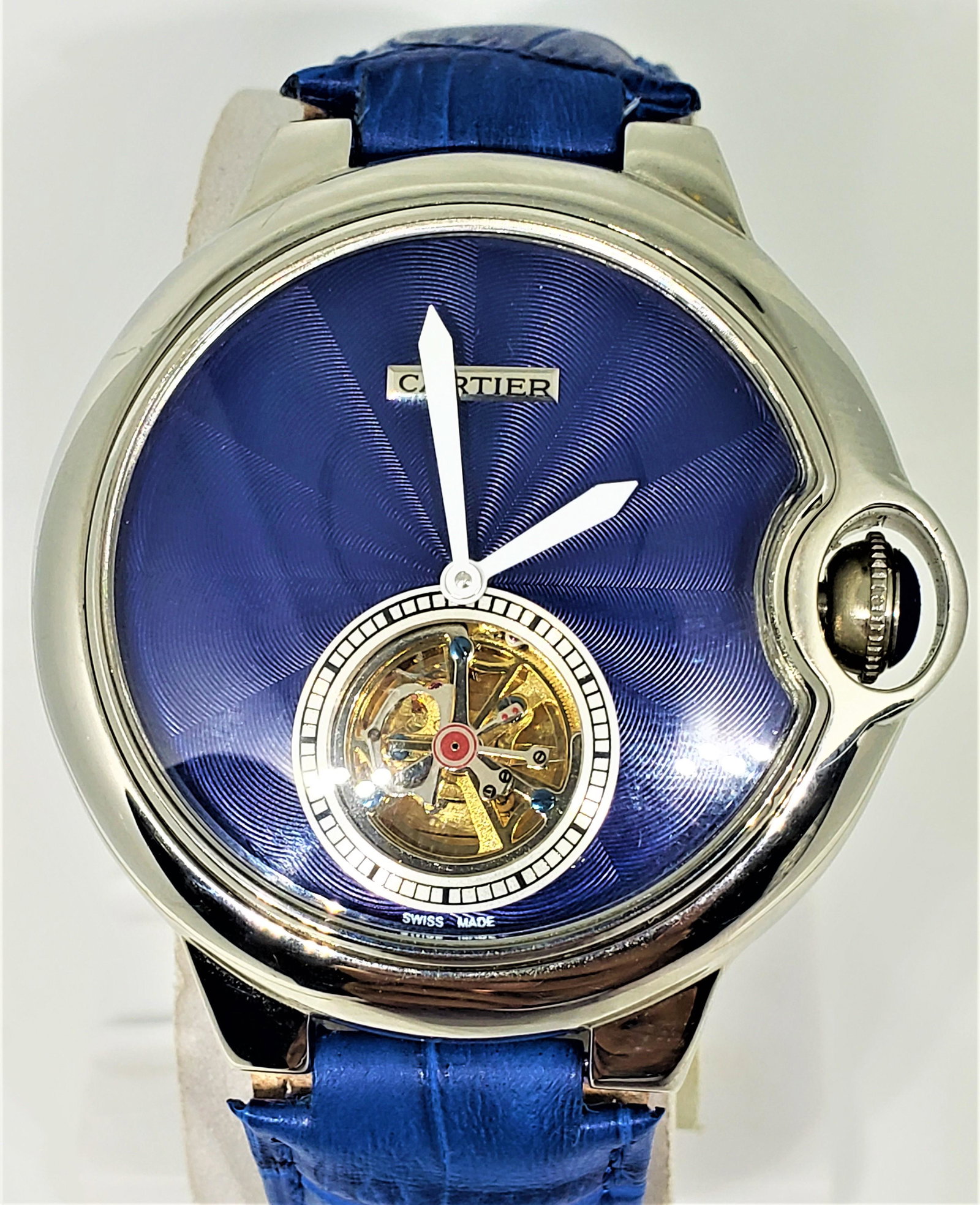 Cartier Automatic Watch: Cartier Automatic Watch : Flat-rate of $23.00 to anywhere. shipping rates are determined by Parcel weight and destination. Combined shipping: We offer combine shipping on multiple items purchased to r