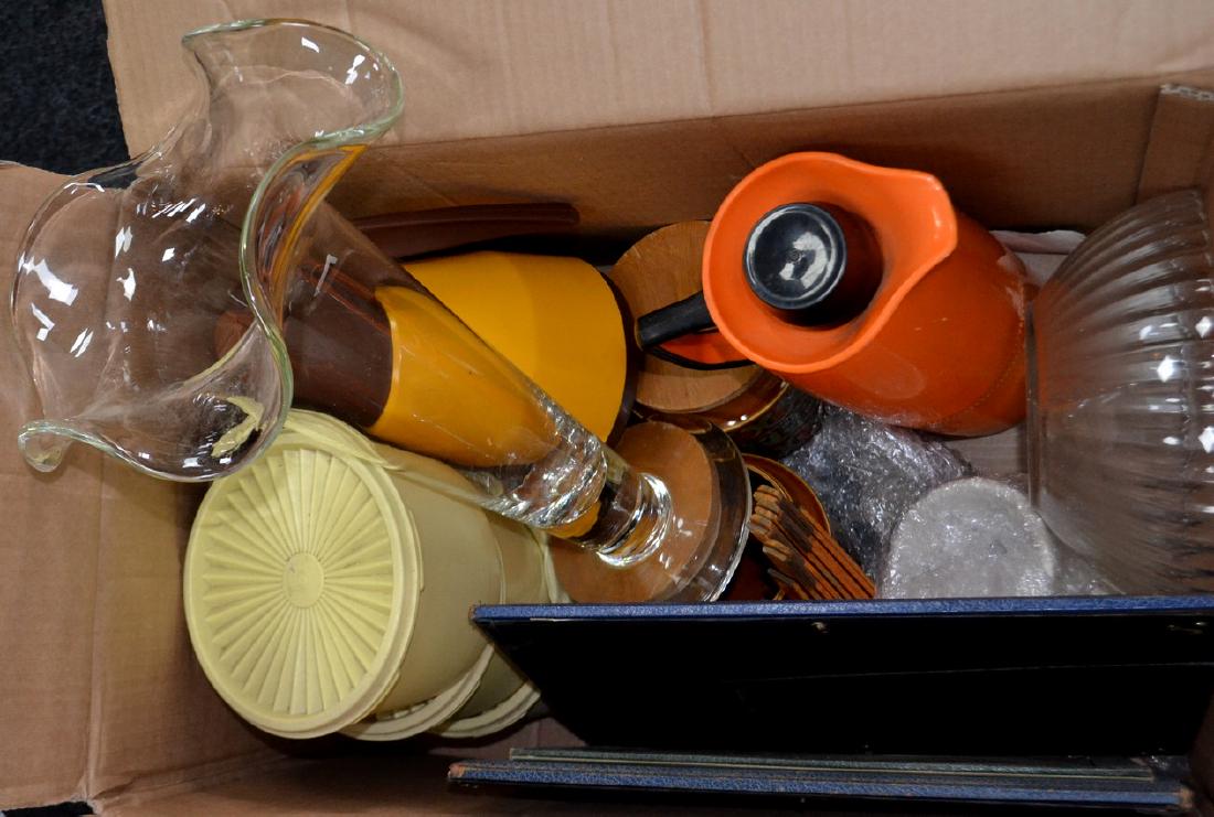 Mixed Hornsea items, vintage flasks, 70's flasks, a: Mixed Hornsea items, vintage flasks, 70's flasks, a measuring rule etc etc