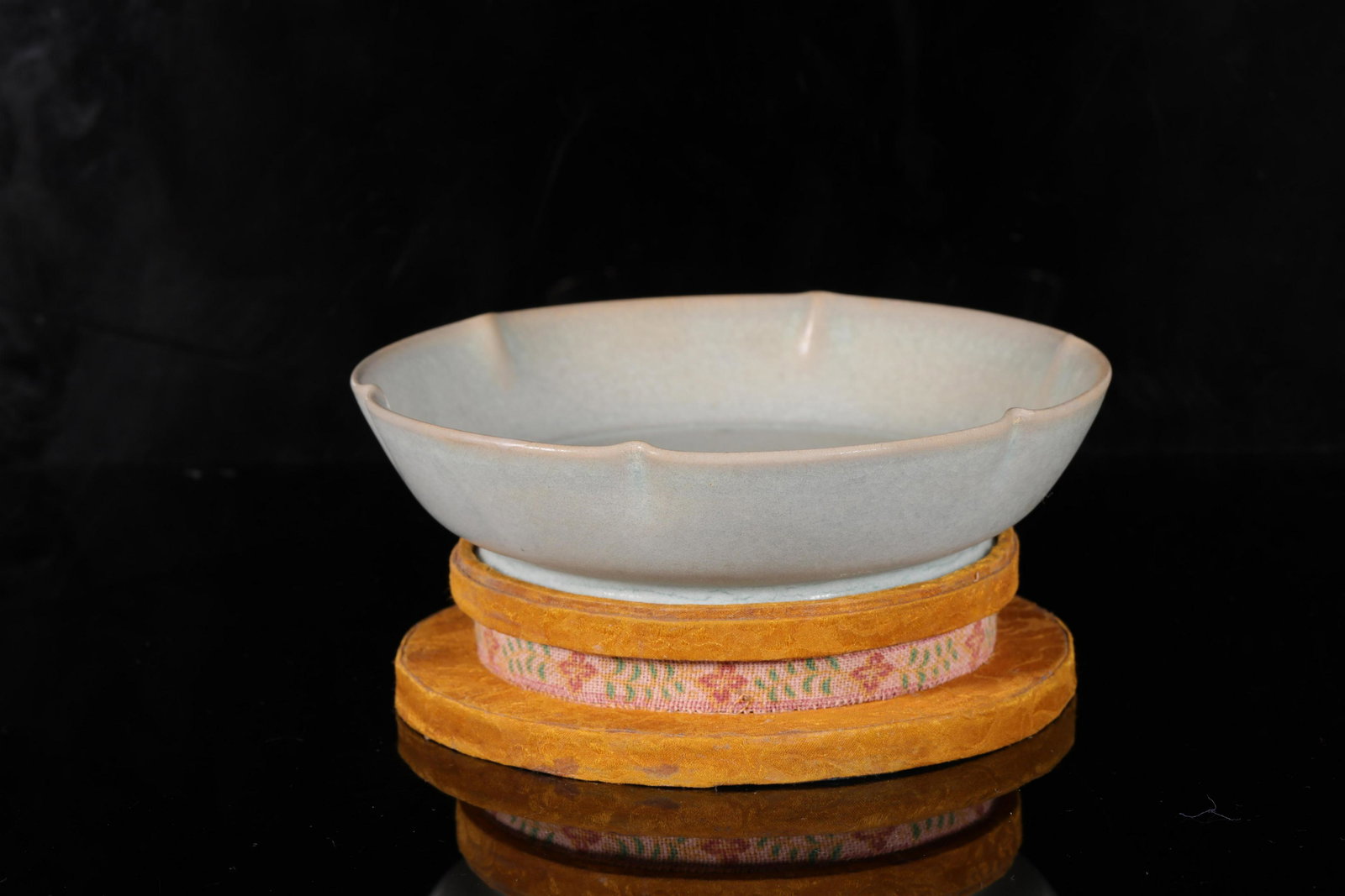 CHINESE SONG "RU YAO" WASHER (1 of 6)
