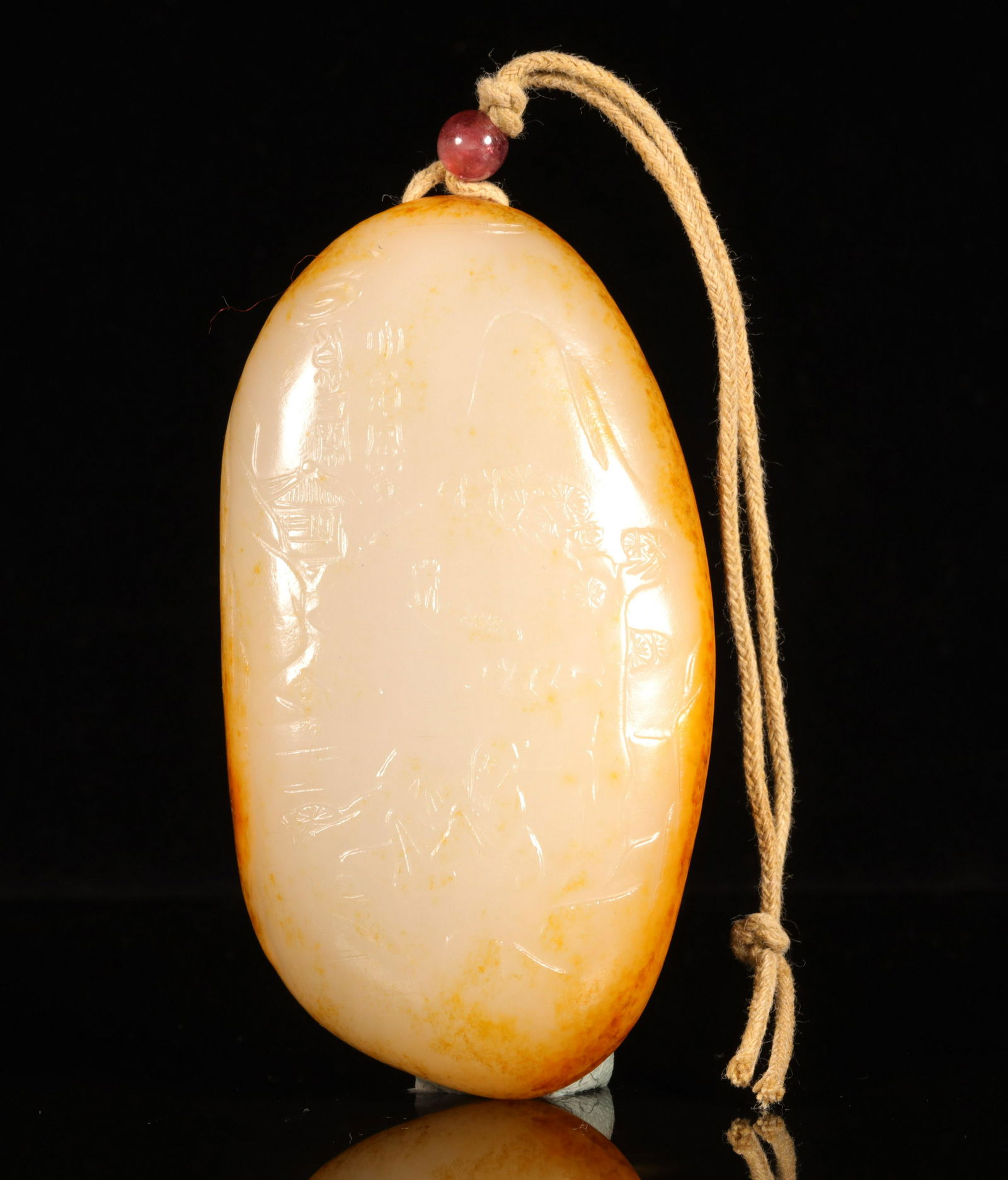 A CHINESE DECORATIVE JADE ITEMS (1 of 8)