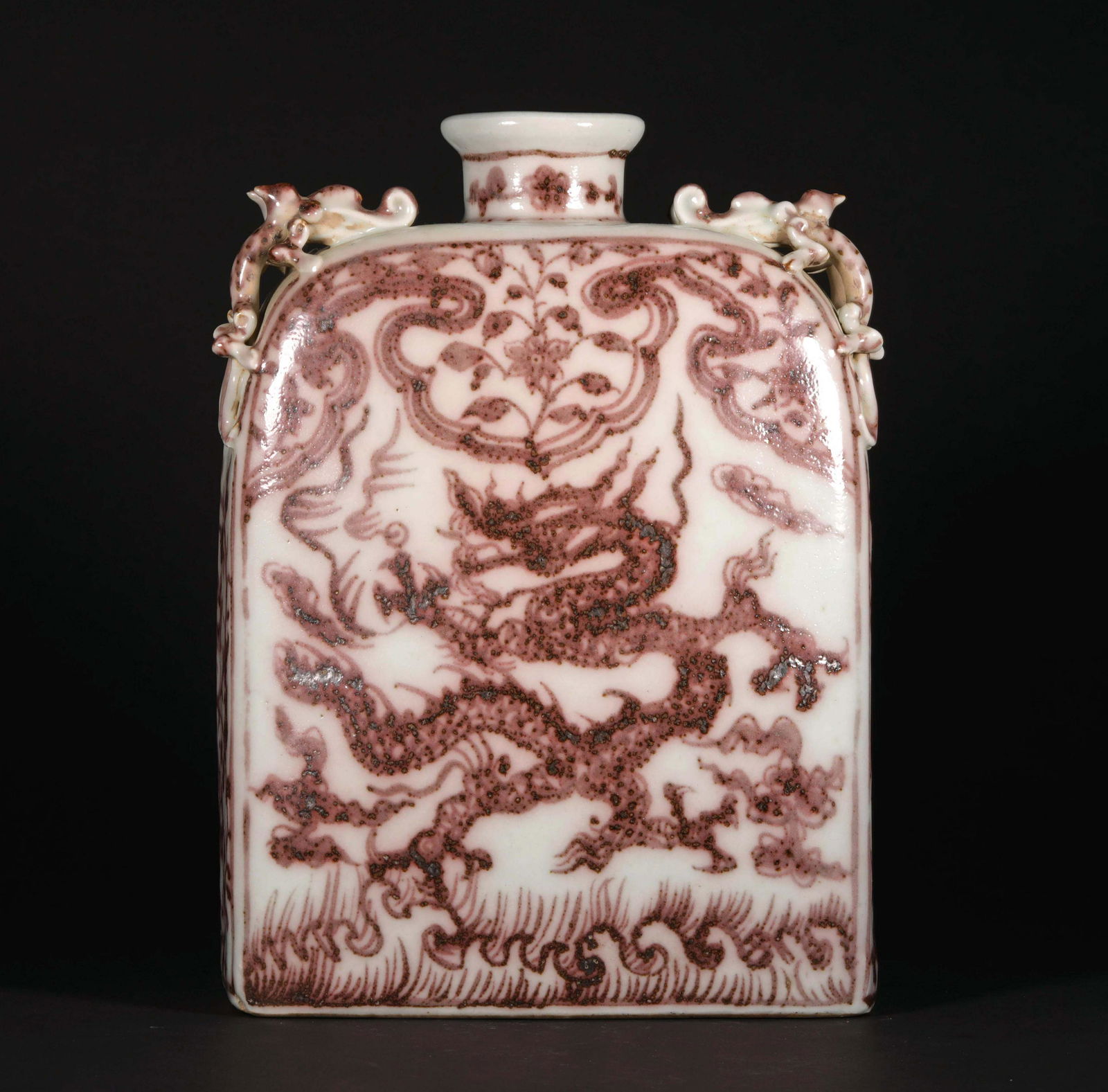 A CHINESE "YOU LI HONG" PORCELAIN VASE (1 of 10)