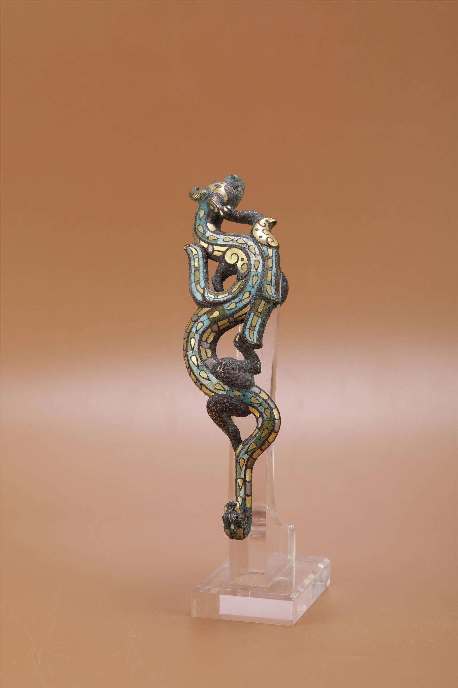 A DRAGON PATTERN BRONZE BELT HOOK (1 of 7)