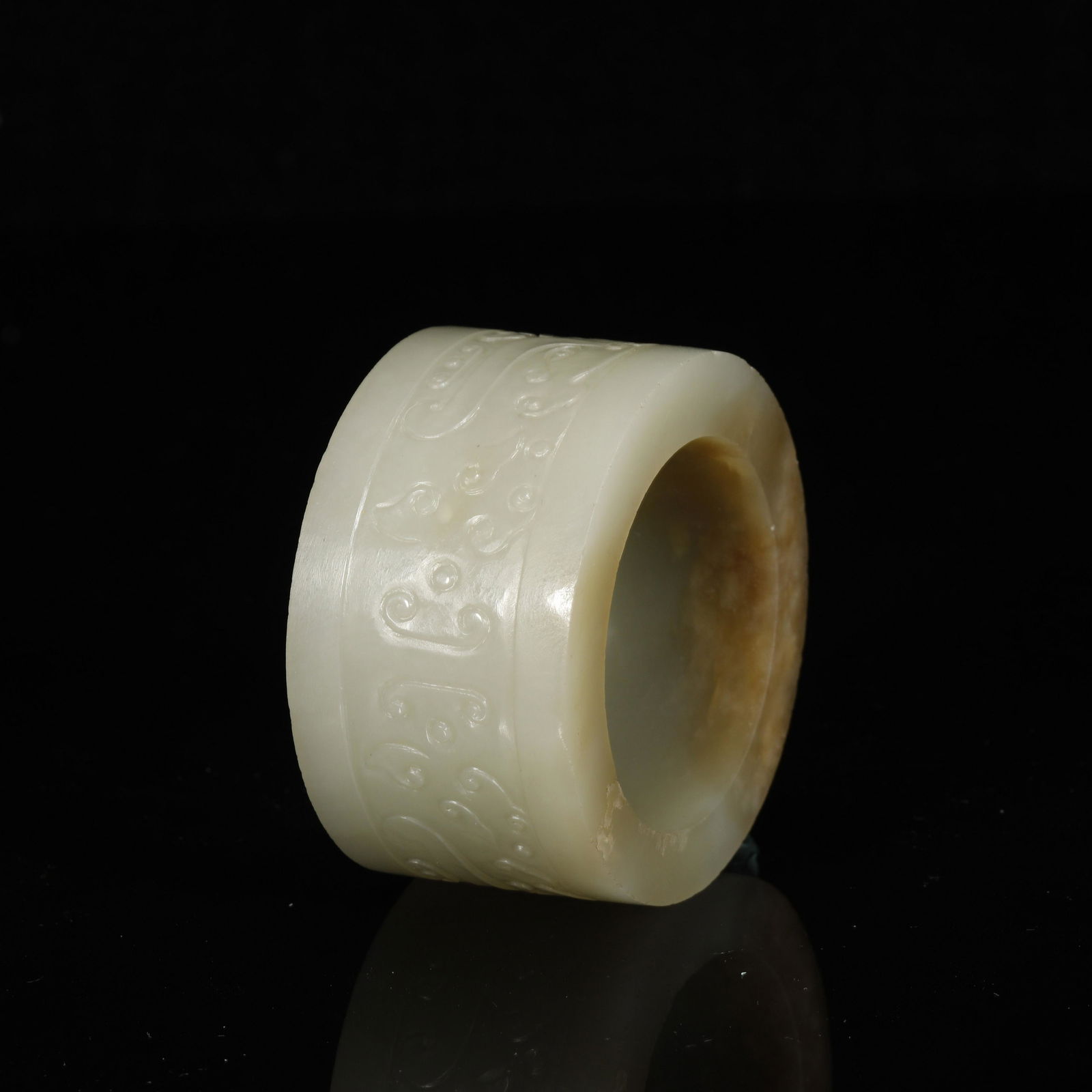 A MING DYN. HETIAN JADE HAIR HOOP (1 of 6)