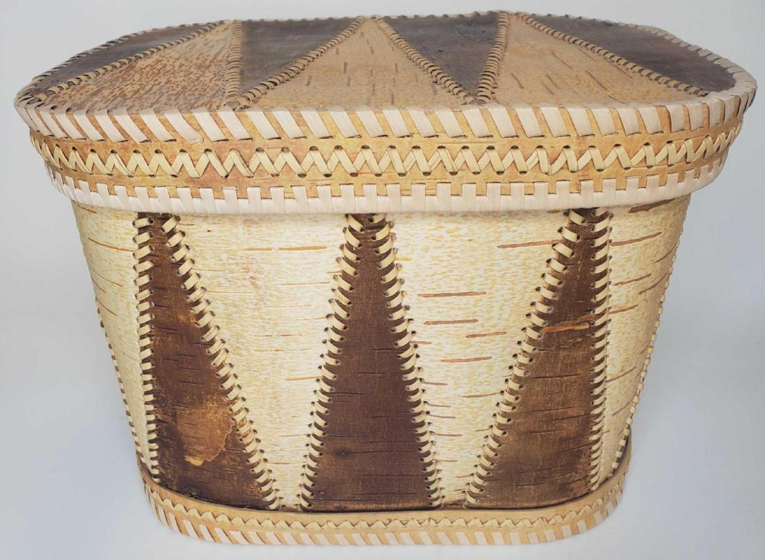 Large exquisite birch bark basket (1 of 5)