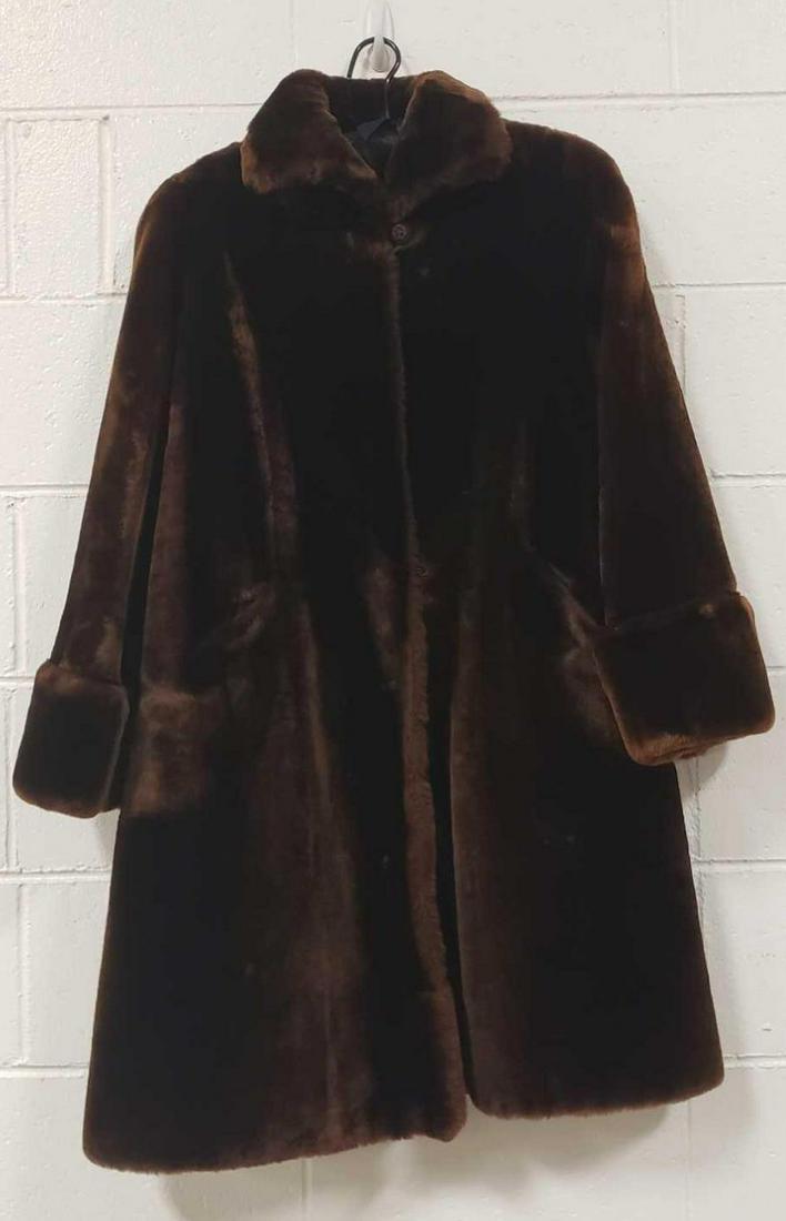 David Green Furriers Brown Mouton Ladies Coat (1 of 2)