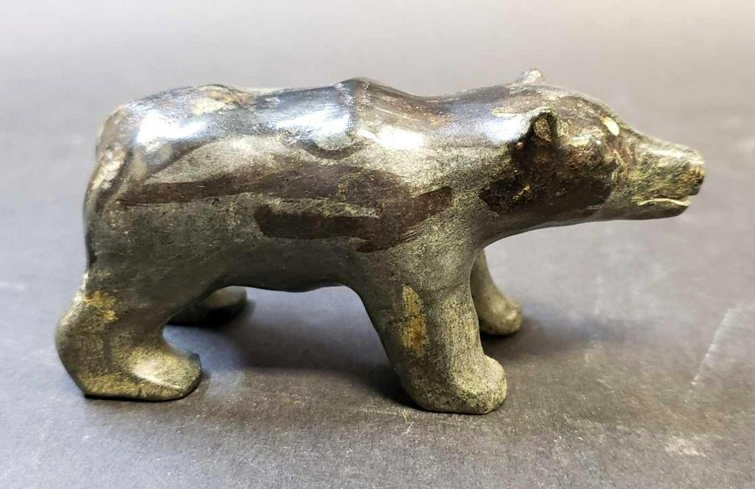 Inuit Green Soapstone Bear Carving (1 of 3)