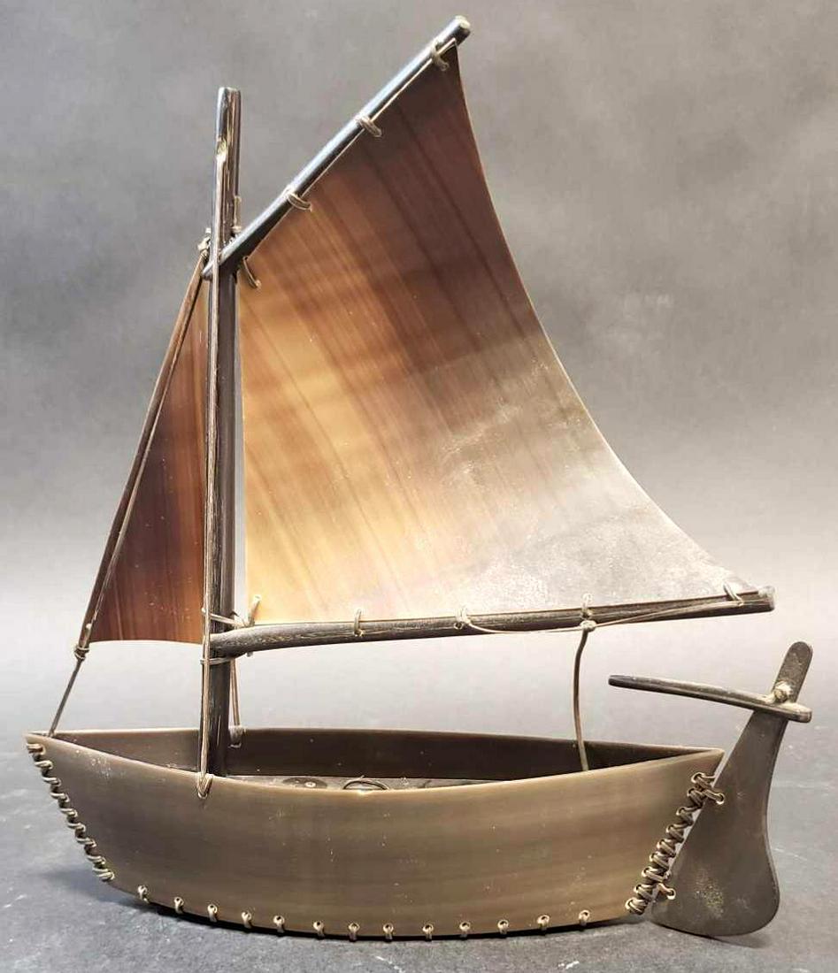 Single-Masted Baleen Boat (1 of 2)