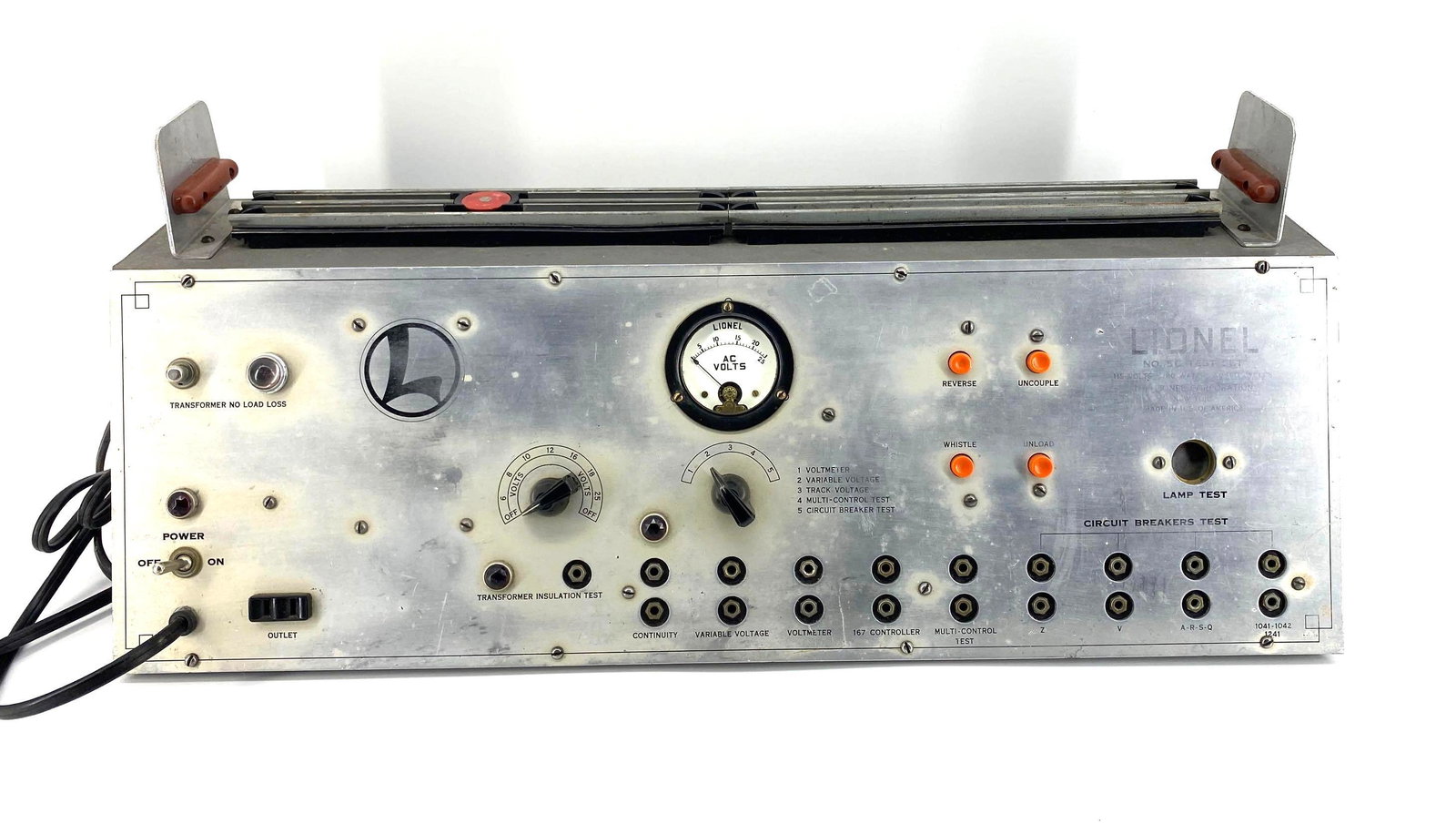 Lionel No. 5C Test Bench: Hard to find. Bench powers up. O Gauge.