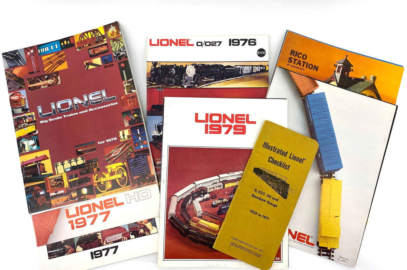 Lot of 1970-1979 Lionel Catalogs & Train Ephemera : Banker Box Lot. Lot of Lionel train catalogs, advertisements and other train ephemera. All original.