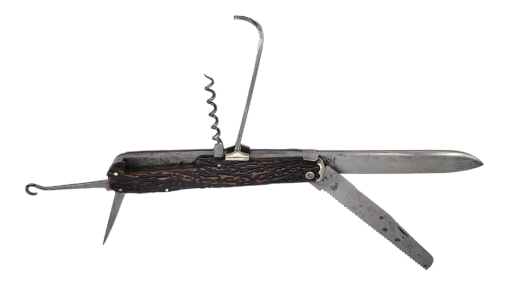 Oversized Antique Joseph Rodgers & Sons No. 6 Multi-Tool Sheffield: 19th century Joseph Rodgers & Sons, Norfolk-Sheffield No.6 large sportsman/gentleman's multi-tool with jigged stag handle housing a master spear blade, corkscrew, serrated knife, buttonhook, h