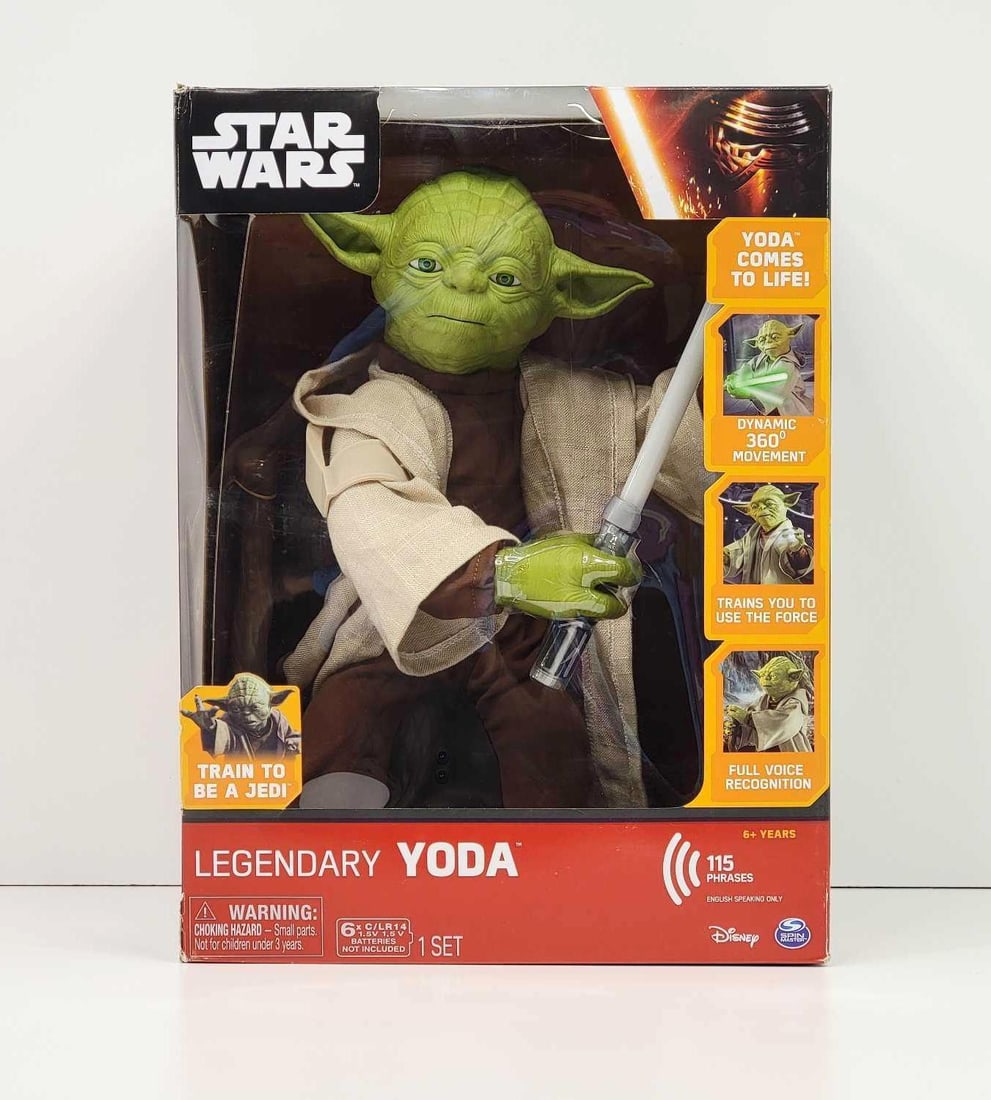 Star Wars Legendary Yoda Fully Interactive Figure - Spin Master 2015 (1 of 7)