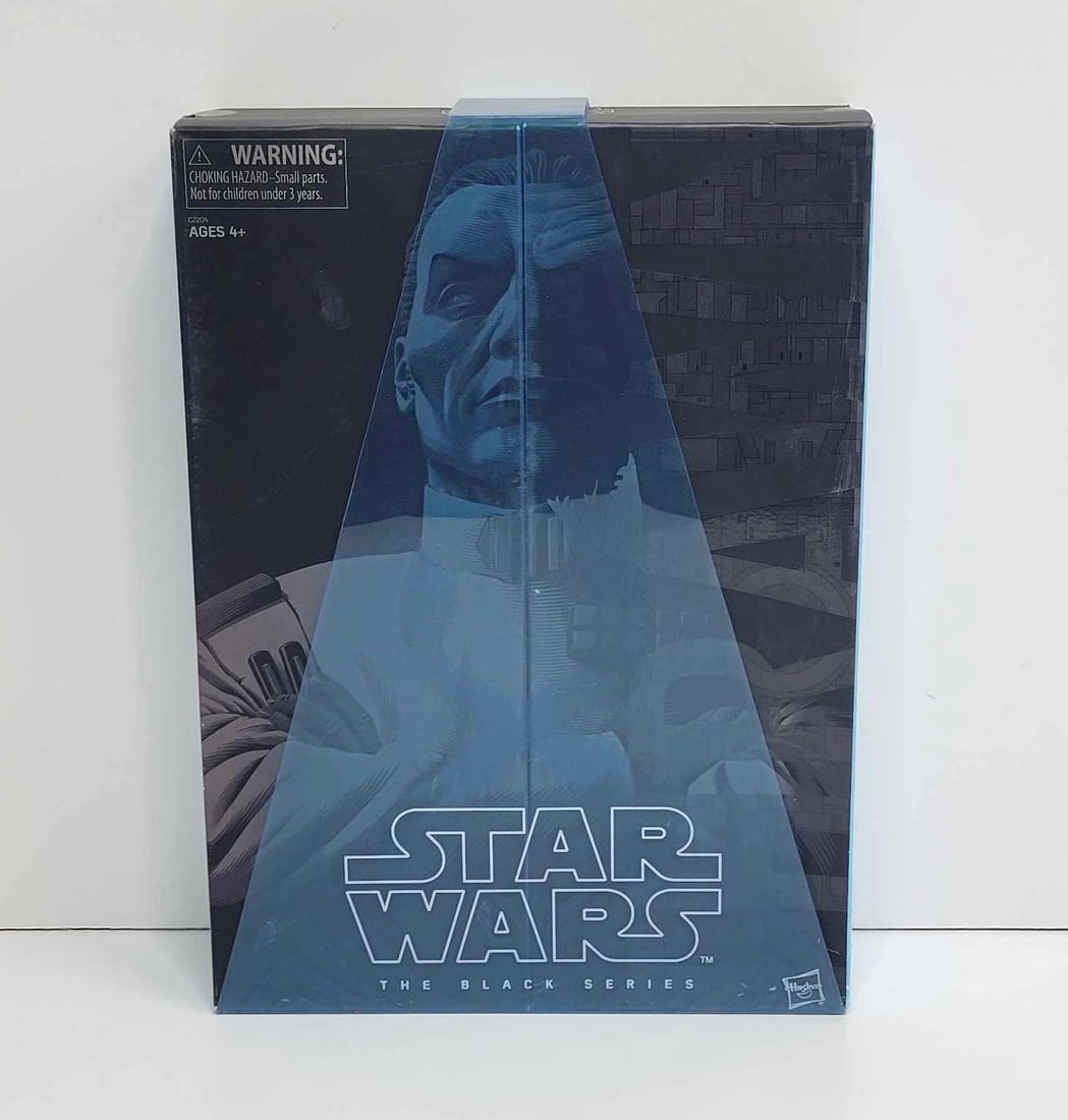 Star Wars Grand Admiral Thrawn Action Figure - Hasbro 2017 (1 of 7)
