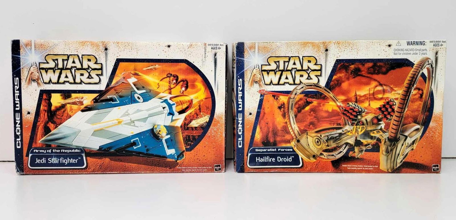 Star Wars: Clone Wars Army of the Republic Jedi Starfighter & Separatist Forces Hailfire Droid - (1 of 6)