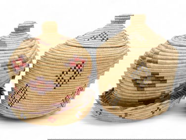 Yup'ik Polychrome Coiled Grass Baskets & Tray