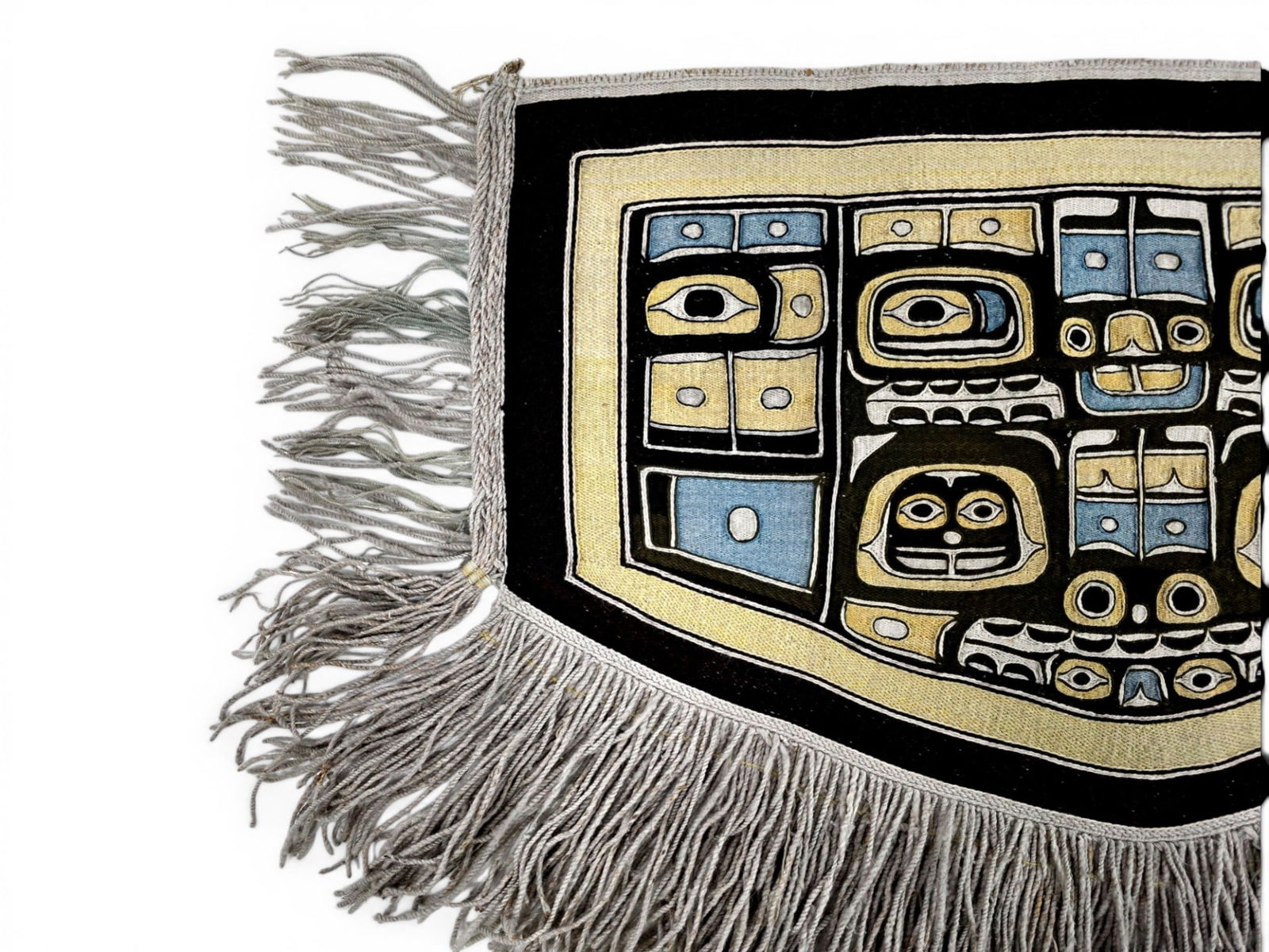 A Child's Tlingit Ceremonial Robe (Chilkat Blanket) - 4