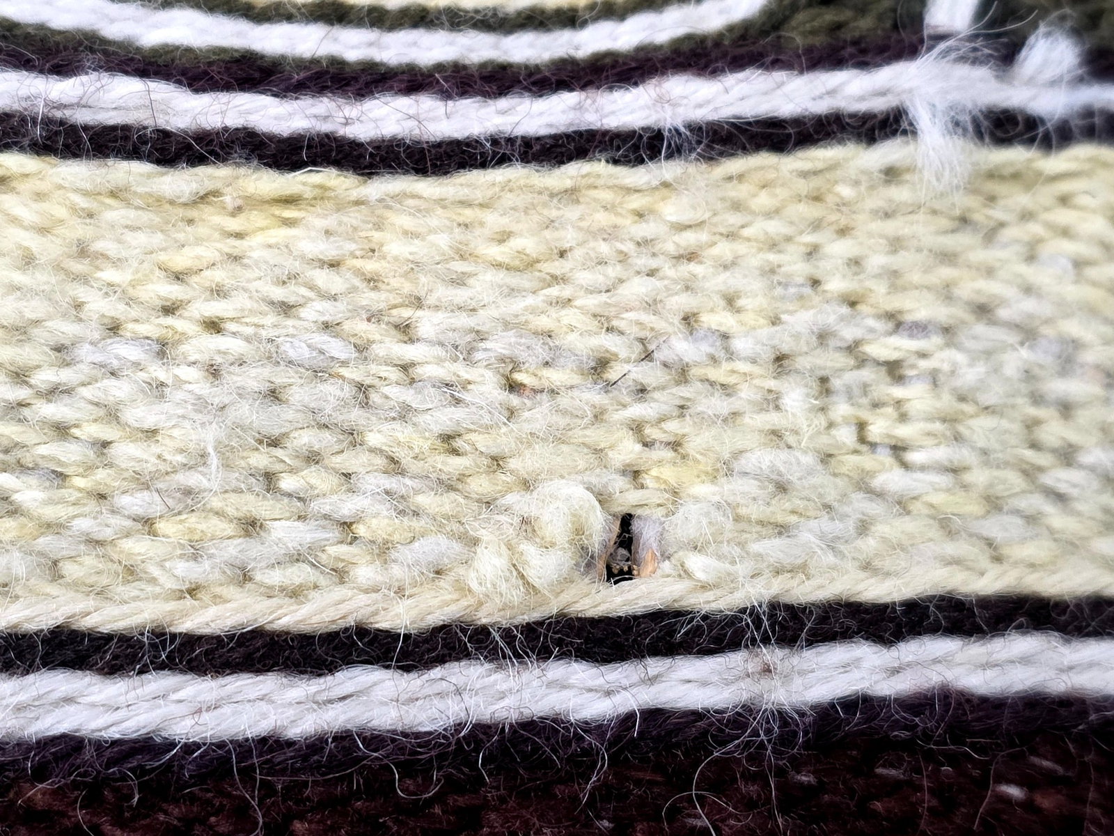 A Child's Tlingit Ceremonial Robe (Chilkat Blanket) - 8