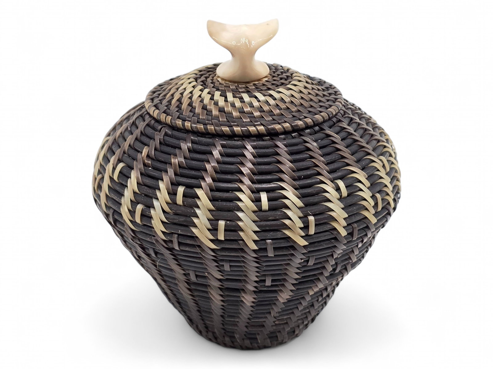 Inupiaq Baleen Basket with Whale Fluke Finial - James Omnik Jr. (1 of 7)
