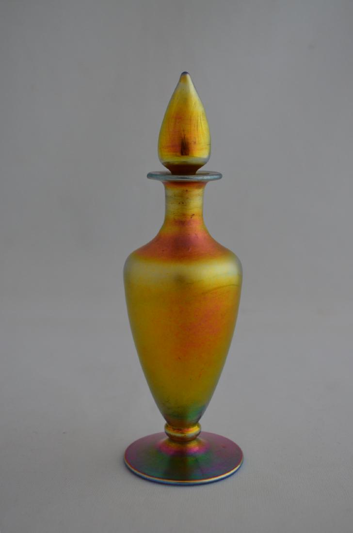 AURENE GLASS STEUBEN PERFUME BOTTLE (1 of 3)
