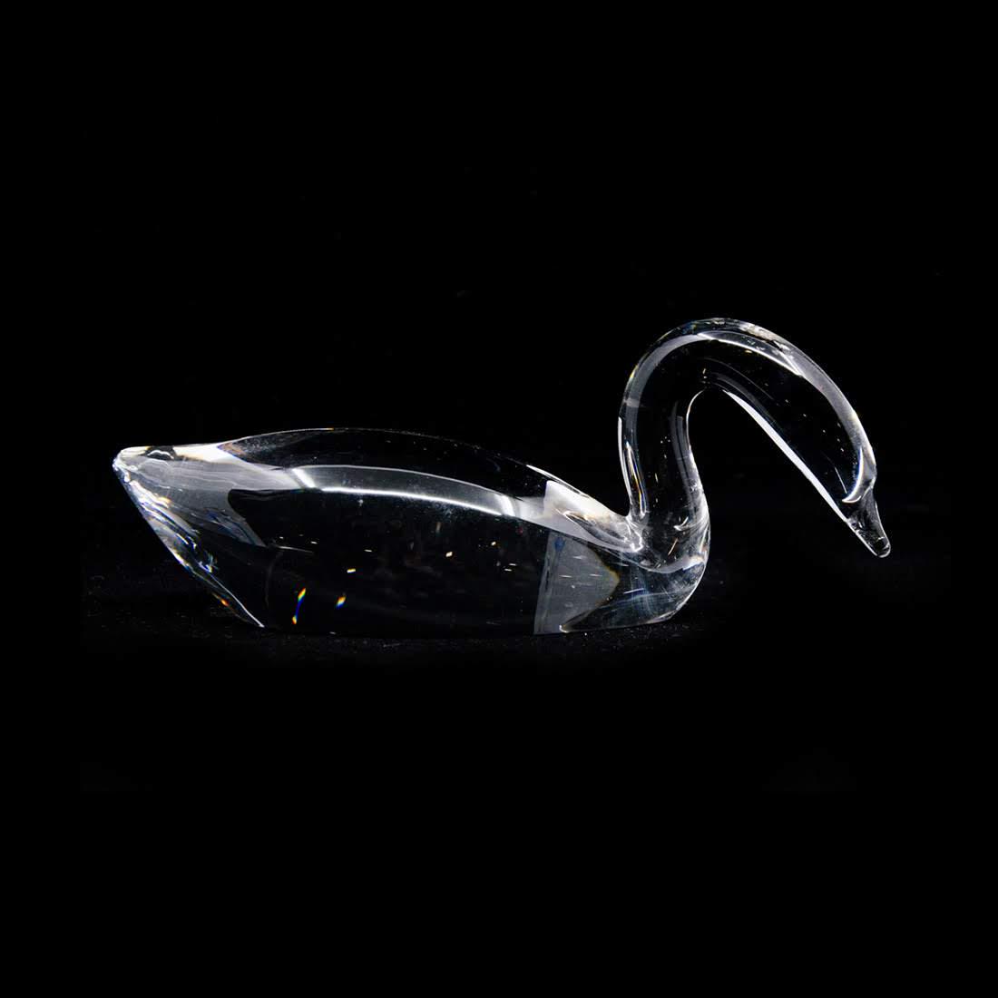 Steuben Signed Crystal Swan Figurine (1 of 9)