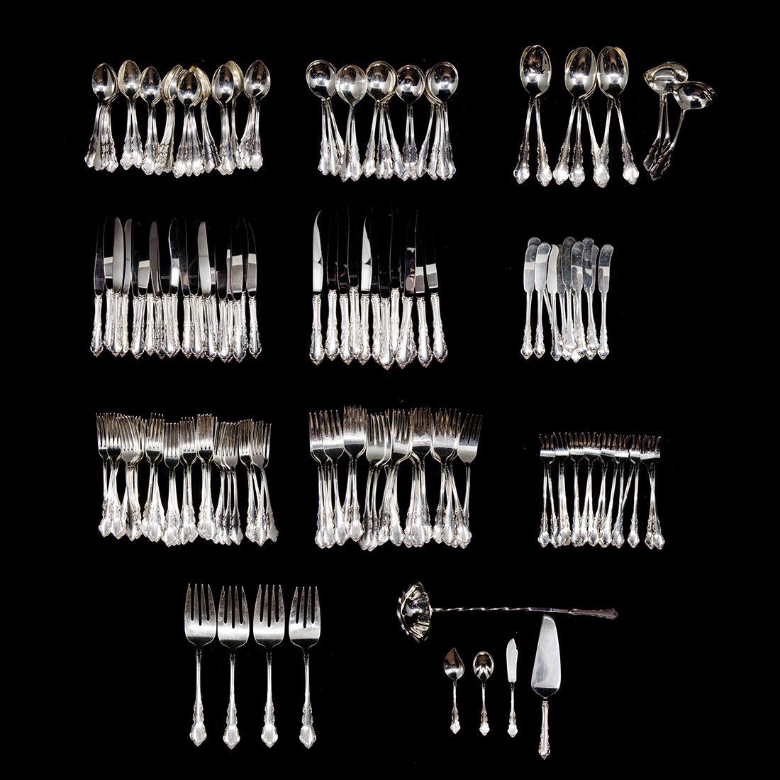 Reed & Barton "Dresden" Silver-Plated Cutlery Set (1 of 20)