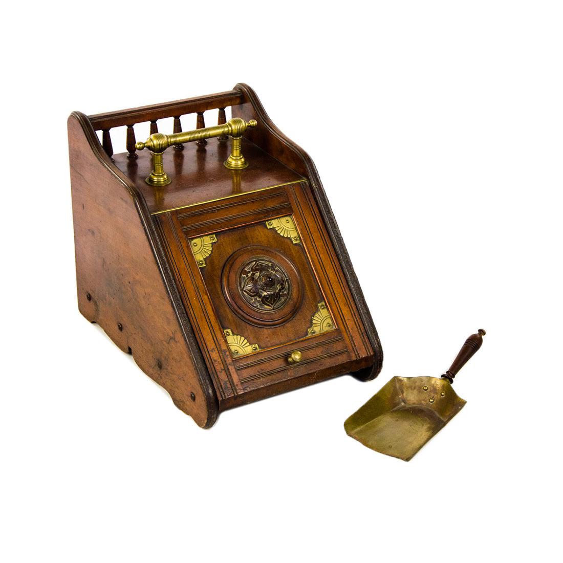 Late 19th Century Scottish Purdonium Coal Scuttle (1 of 9)