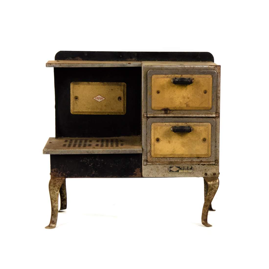 Empire Metalware Toy Electric Oven -  Model B27 (1 of 12)