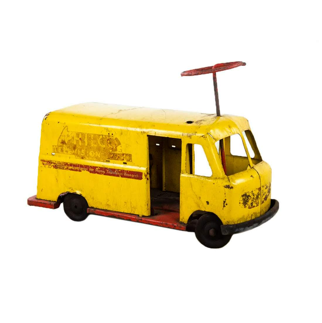 Roberts Philco Ride on Dumont Delivery Toy Truck (1 of 5)