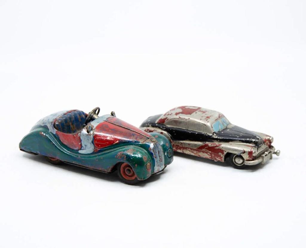 Britzone Buick 405 and Shuco Akustico 2002 Toys (1 of 9)