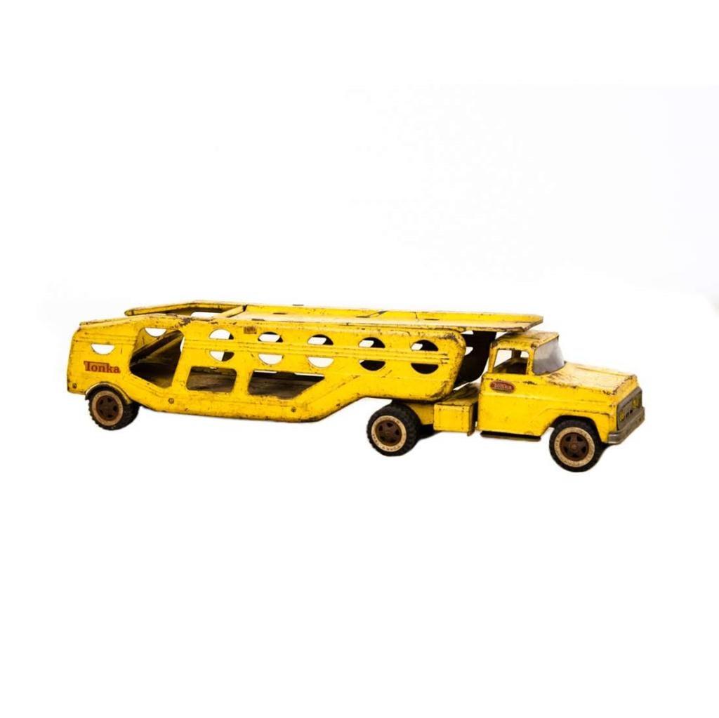 Tonka Car Hauler Carrier Truck Toy: A vintage 1950's bright yellow Tonka car hauler / carrier truck in very good condition. Dimensions: 6" x 28' x 5"