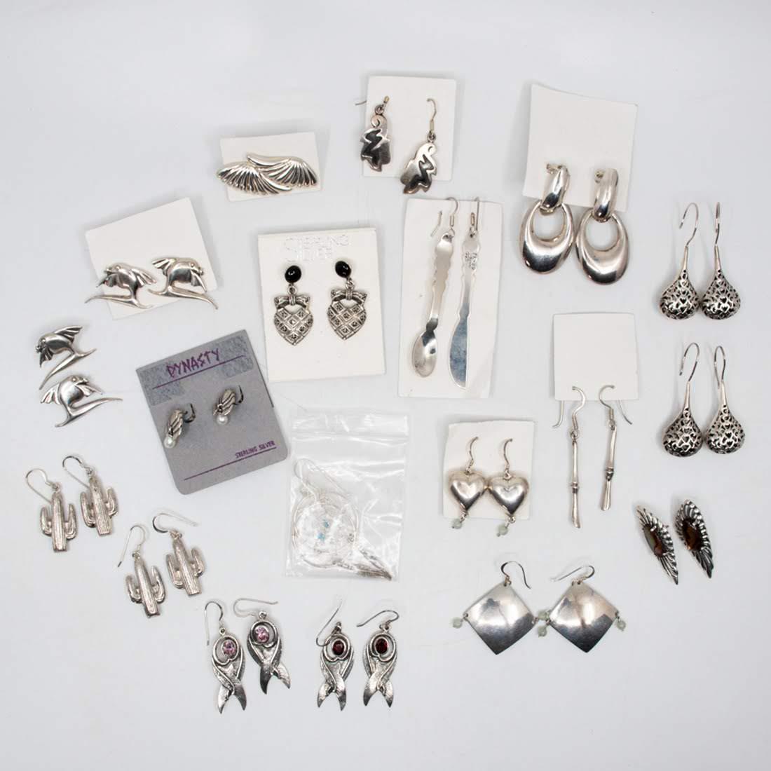 20 Mexico and Thailand Silver Pierced Earrings (1 of 6)