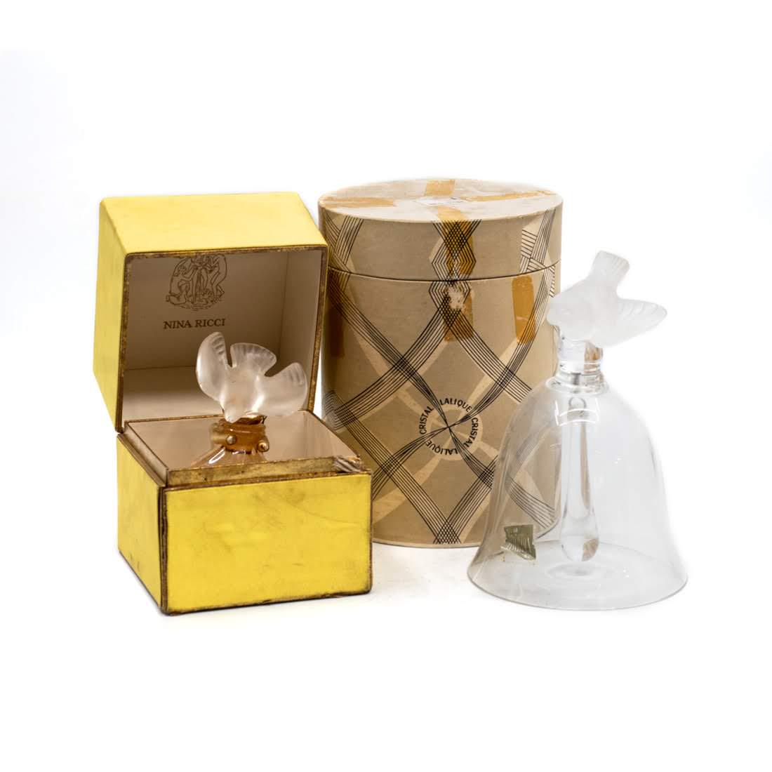Lalique France Crystal Bird and Nina Ricci Perfume (1 of 11)