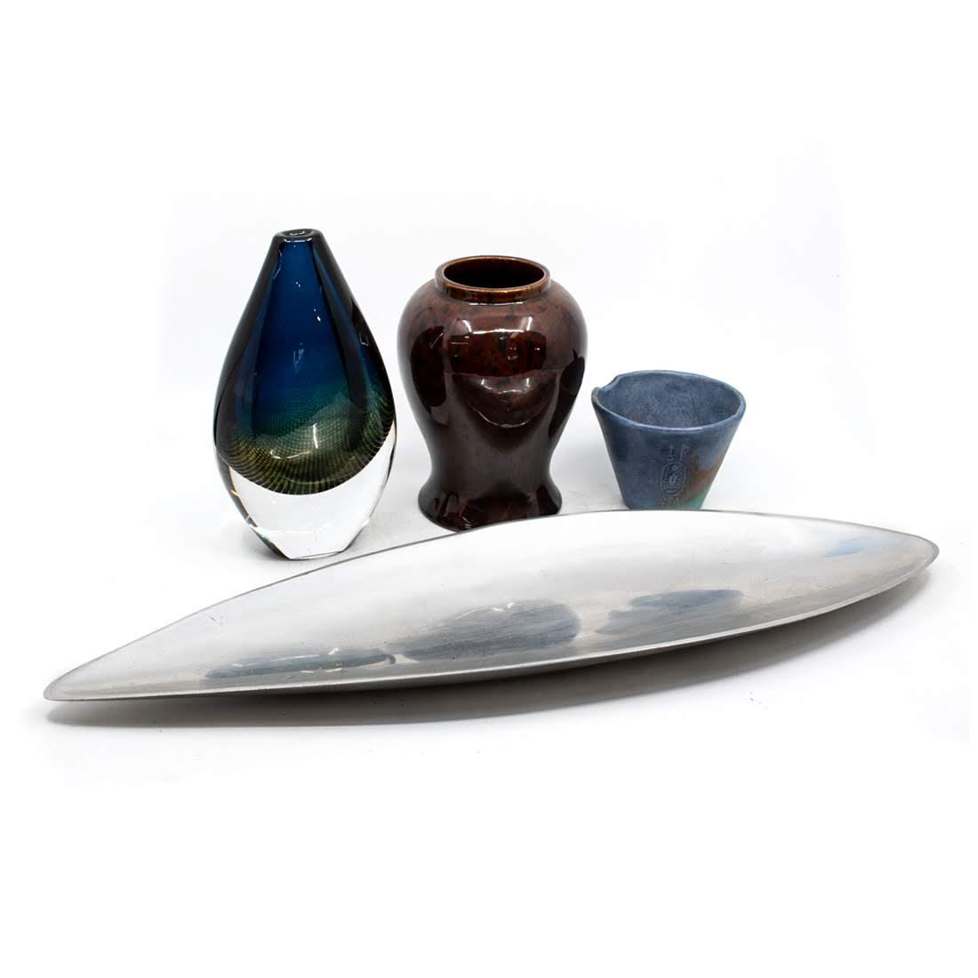 Art Glass and Pottery - Mann, Boehm, Haeger (1 of 17)