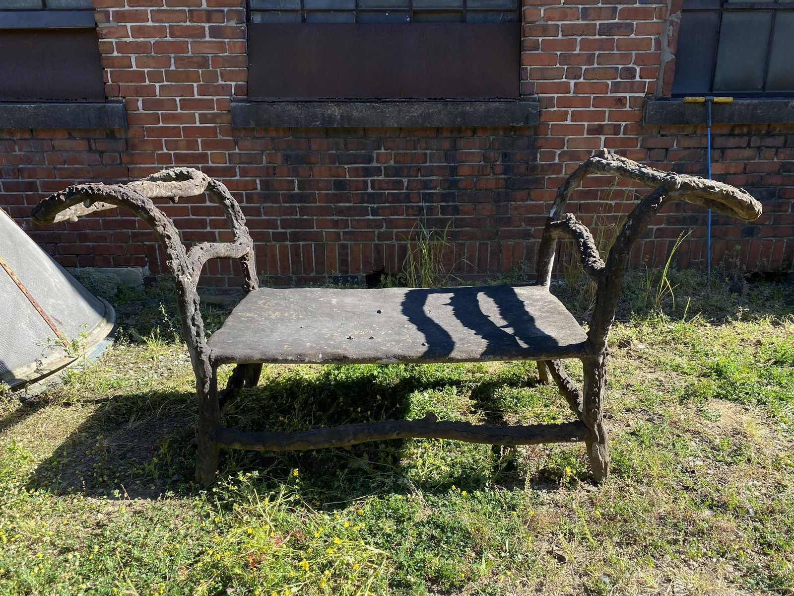 Faux Bois Concrete Curved Bench (1 of 4)