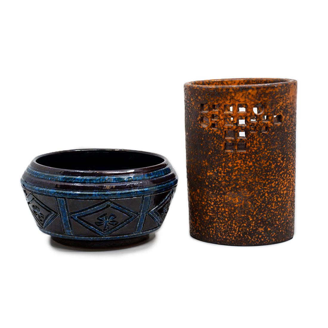 Pair of Italian Stoneware Pottery (1 of 12)