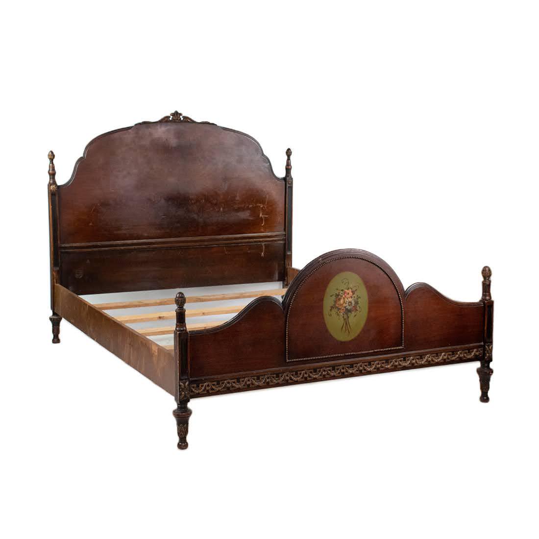 SLIGH Furniture Company French Louis XVI Style Bed (1 of 15)