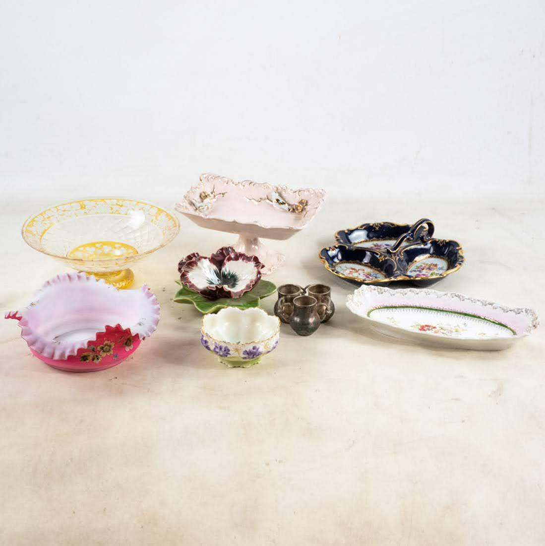 Collection of 8 Vintage Dishes (1 of 18)