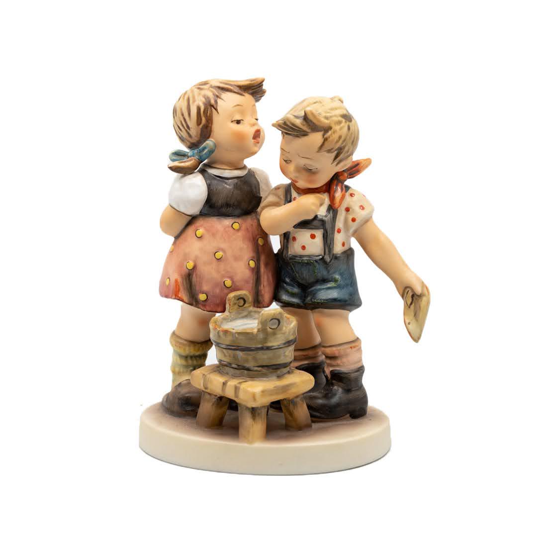 Goebel Hummel Bathtime 412 Figurine (1 of 4)